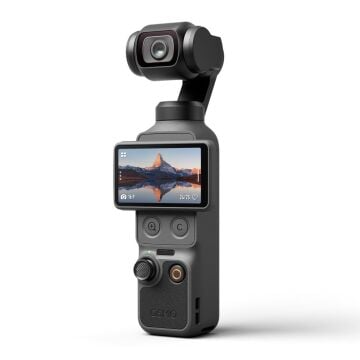 DJI Osmo Pocket 4 Creator Combo