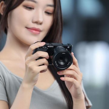 Ulanzi CL02 AF 27mm F2.8 APS-C Lens E-Mount