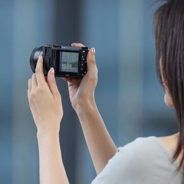 Ulanzi CL02 AF 27mm F2.8 APS-C Lens E-Mount