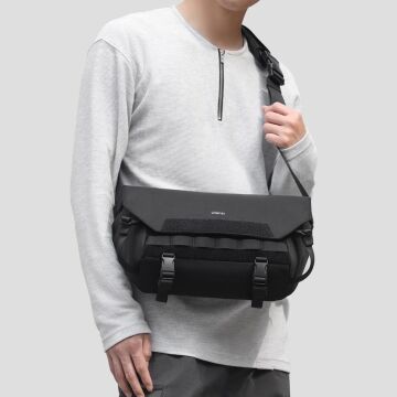 Ulanzi BC08 Camera Sling Bag B010