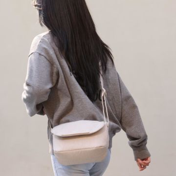 Ulanzi F01 Camera Sling Bag B011