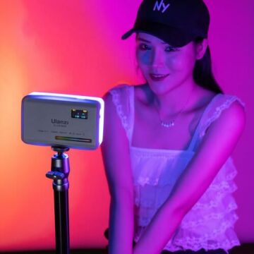 Ulanzi VL120 RGB LED Video Işığı Beyaz