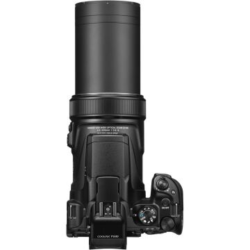 Nikon Coolpix P1100 Dijital Fotoğraf Makinesi