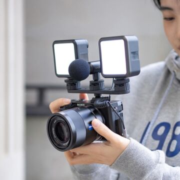 Ulanzi PT-23 Üçlü Hot Shoe Bağlantı Çoğaltıcı