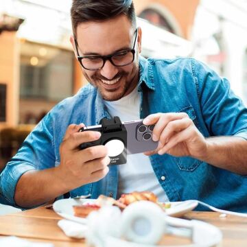 Ulanzi CG02 Kumanda ve Işıklı Telefon Kamera Tutacağı 3282B